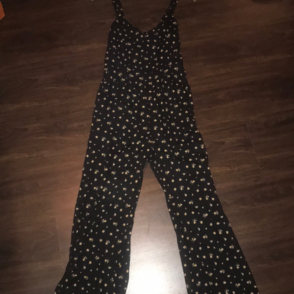 Black Floral Jumper- Hollister